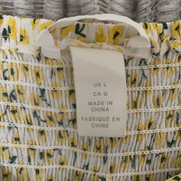 H&M | Tank - Picture 2 of 5